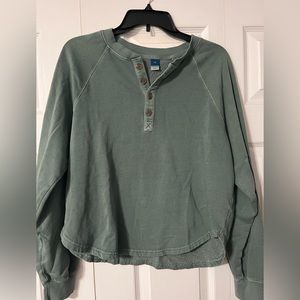 Old Navy crew neck pullover, size XS, worn a couple times